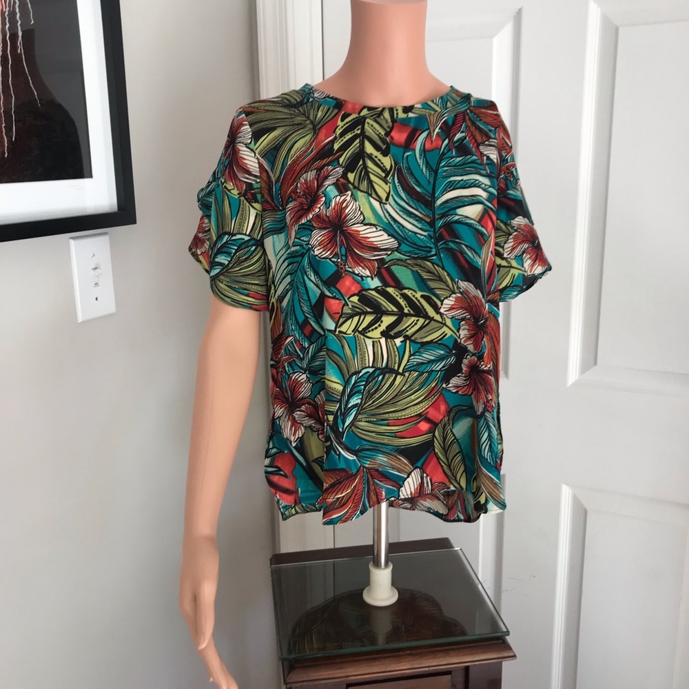 The Loft outlet. Floral multicolor blouse.